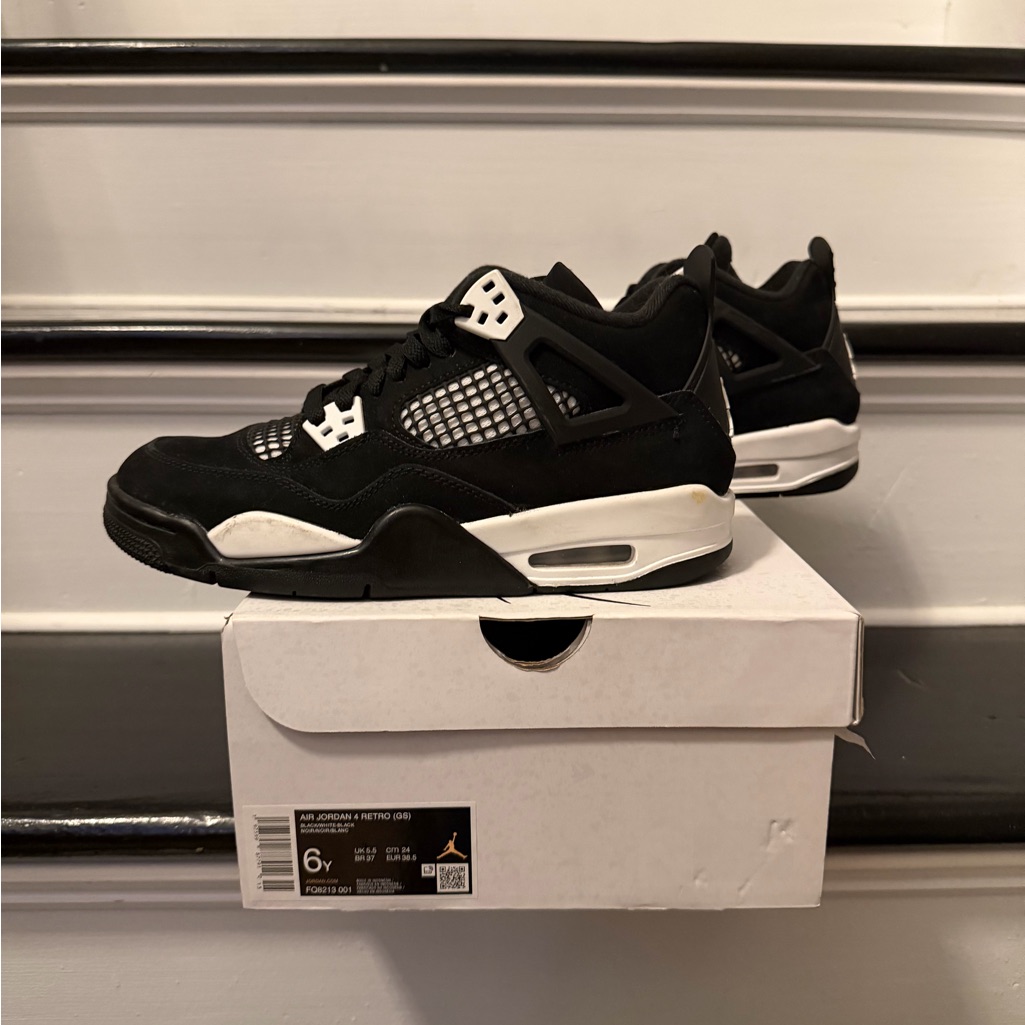 White Thunder Jordan 4s